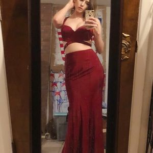 La Femme 2 Piece Formal Dress Size 2